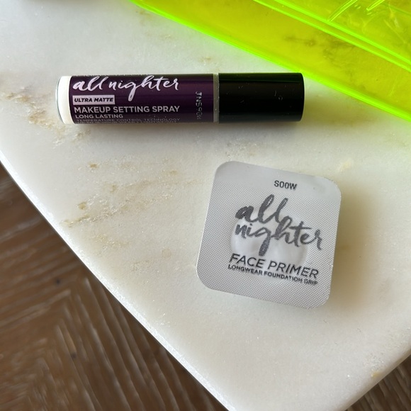 Original Formula Urban Decay All Nighter Long Lasting Setting Spray (Bundle) - Picture 4 of 15